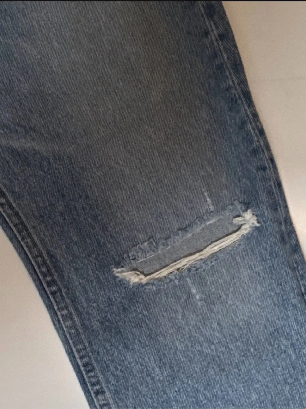 Levi's 511 Men’s Light Blue Straight Distressed Jeans 36x30